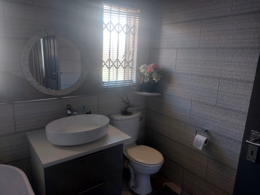 3 Bedroom Property for Sale in Waterkloof Hill Estate North West